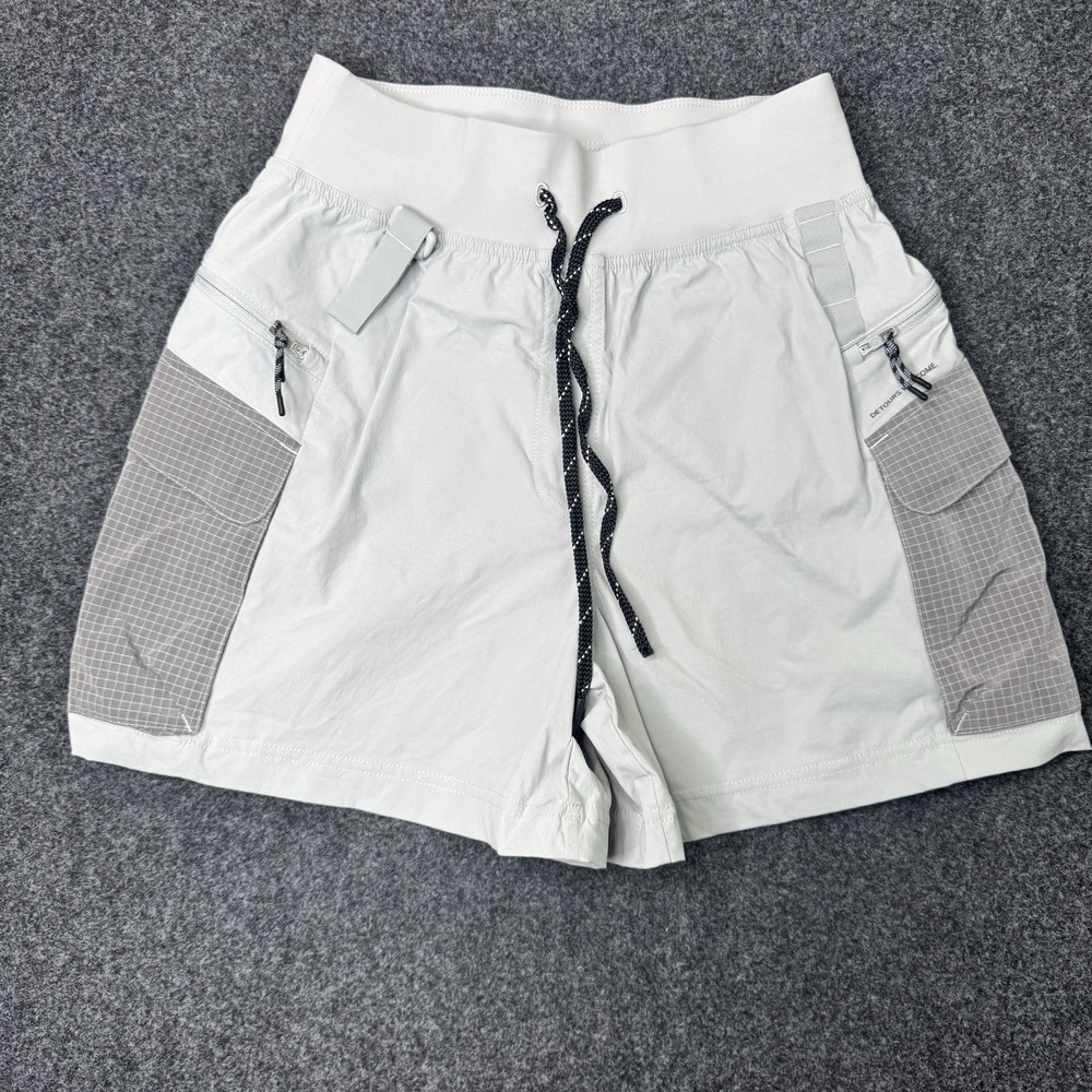 Lululemon 4-Pocket Cargo High-Rise Hiking Shorts Sz 4 Seal Gray Outdoor Detours